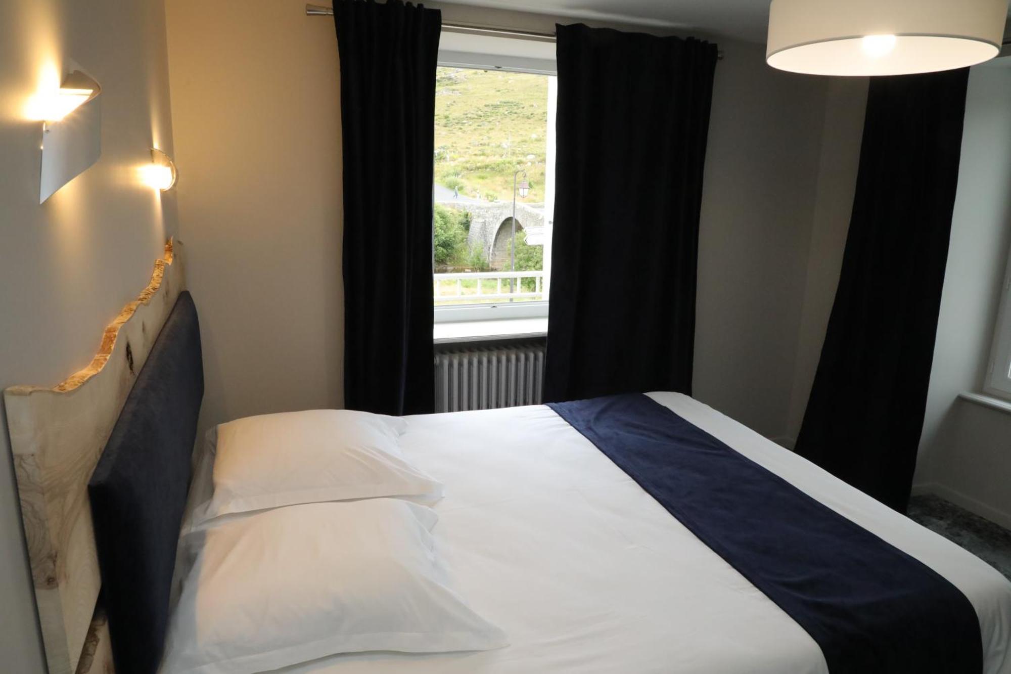 Le Relais De L'Aubrac Hotel Nasbinals Bagian luar foto
