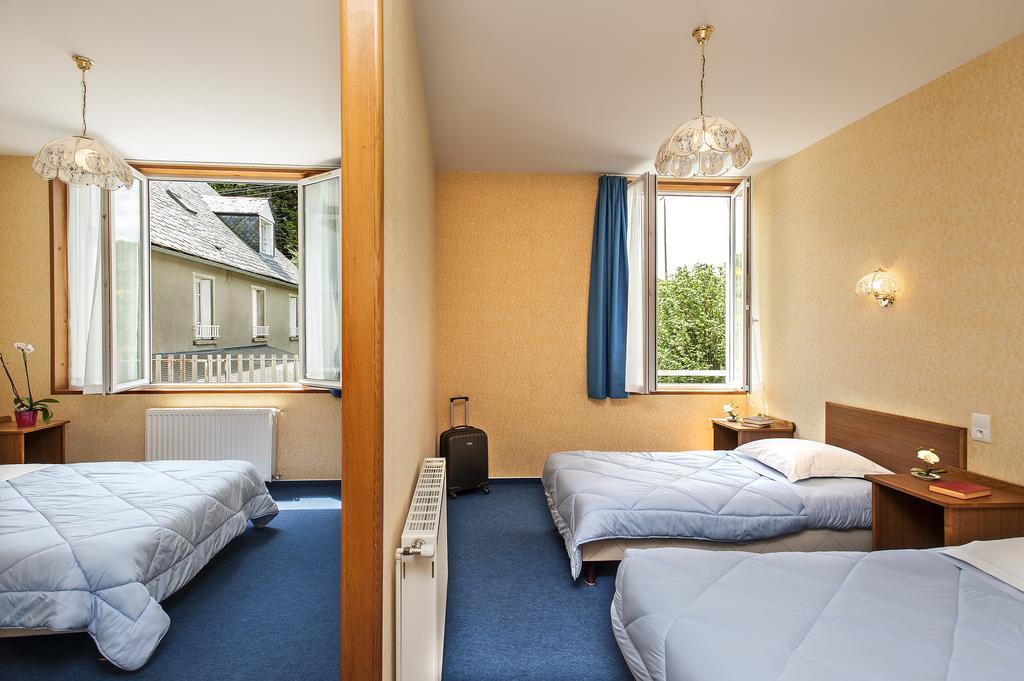 Le Relais De L'Aubrac Hotel Nasbinals Bagian luar foto