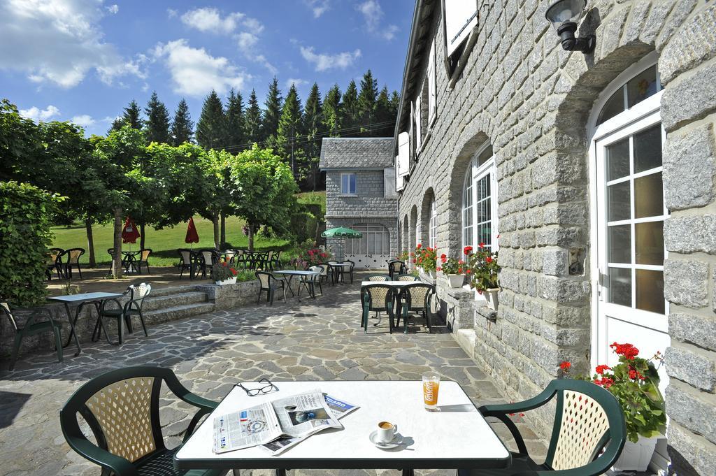 Le Relais De L'Aubrac Hotel Nasbinals Bagian luar foto