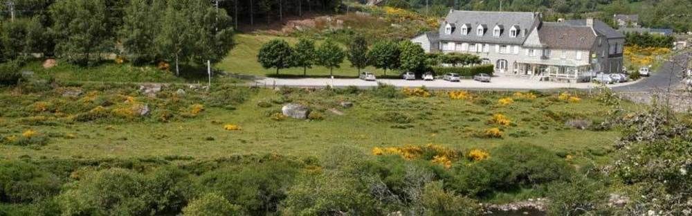 Le Relais De L'Aubrac Hotel Nasbinals Bagian luar foto