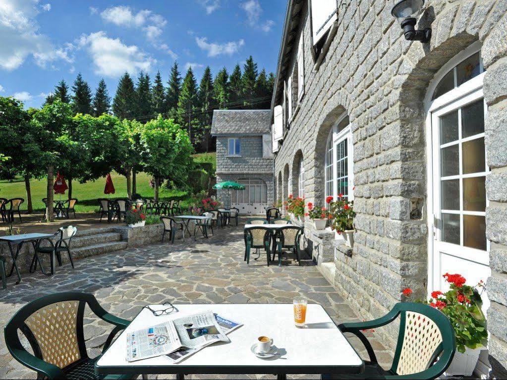 Le Relais De L'Aubrac Hotel Nasbinals Bagian luar foto